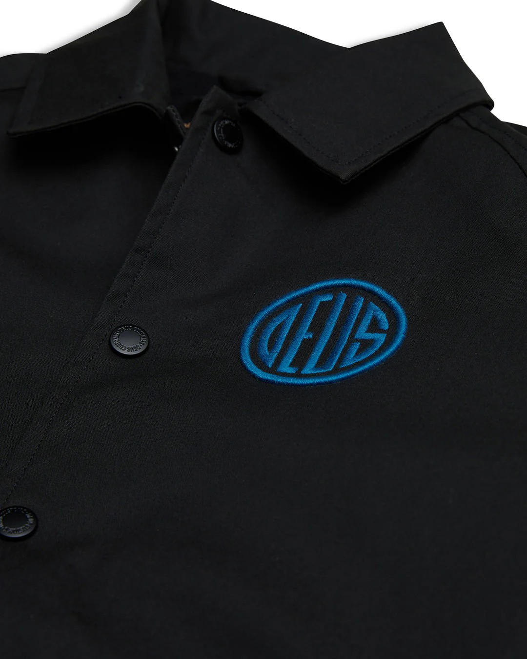 DEUS PILL LOGO COACH JACKET - BLACK