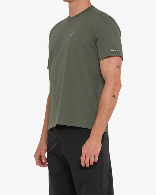 DEUS C-WORKS TEE - CLOVER