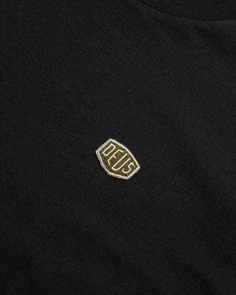 DEUS SHIELD STANDARD TEE - BLACK