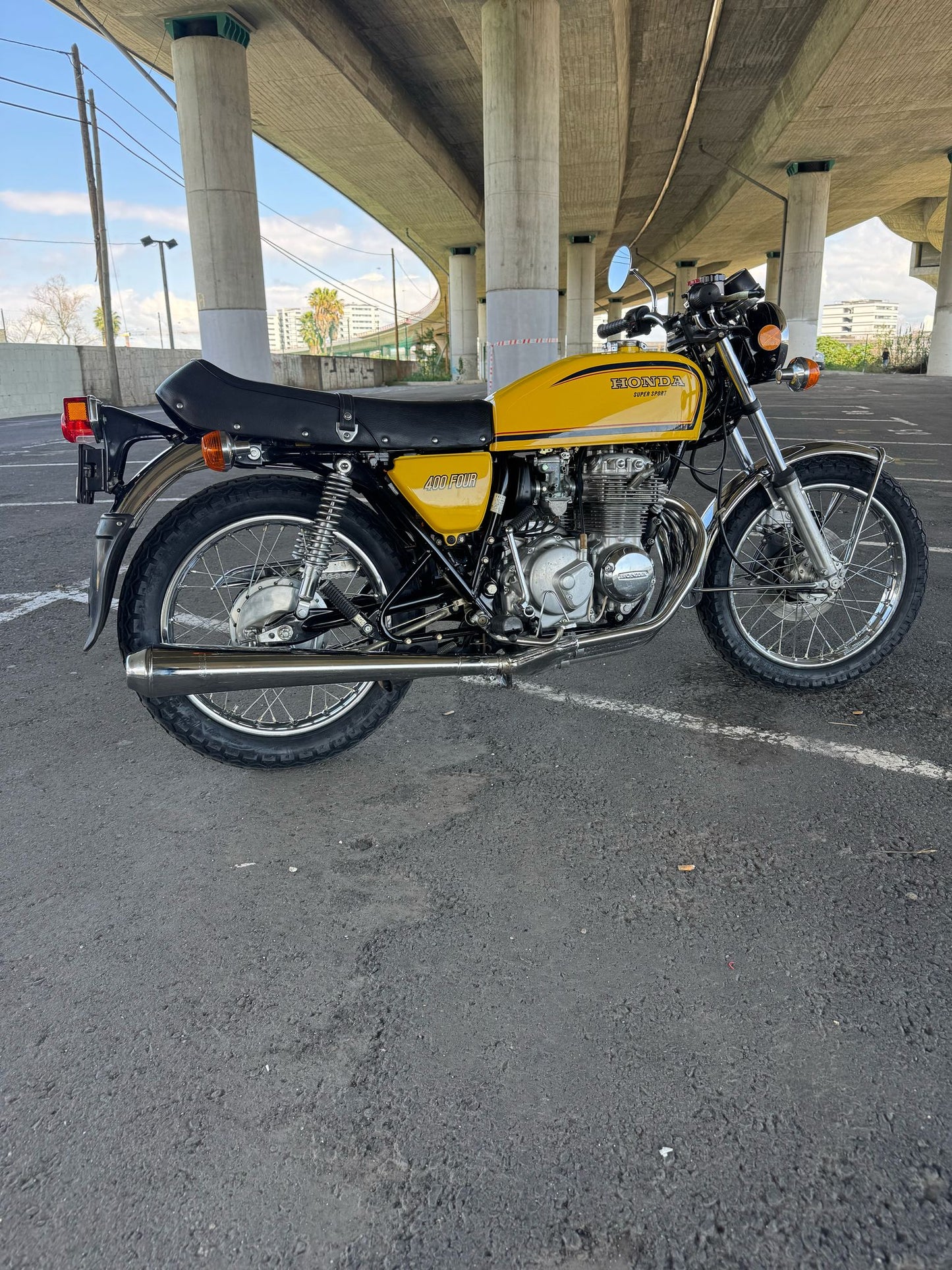 HONDA CB400F SUPER SPORT