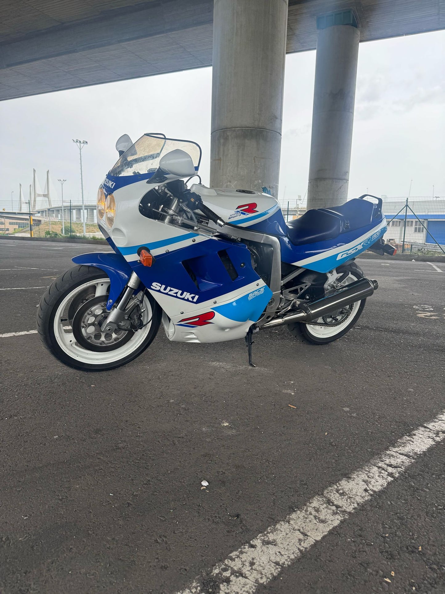Suzuki GSXR 1100 - 1990