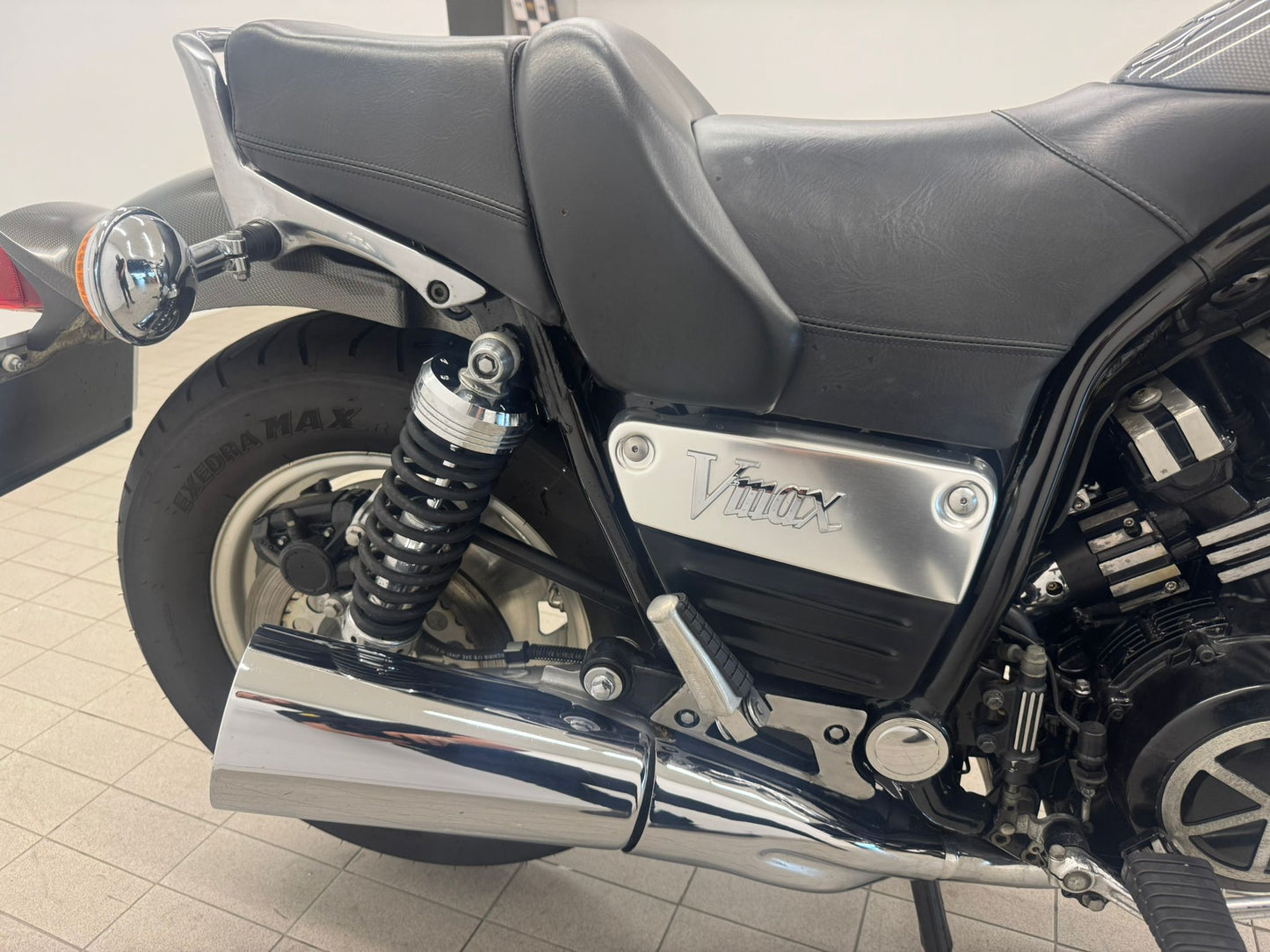 Yamaha VMAX 1200 Carbon Edition (2001)