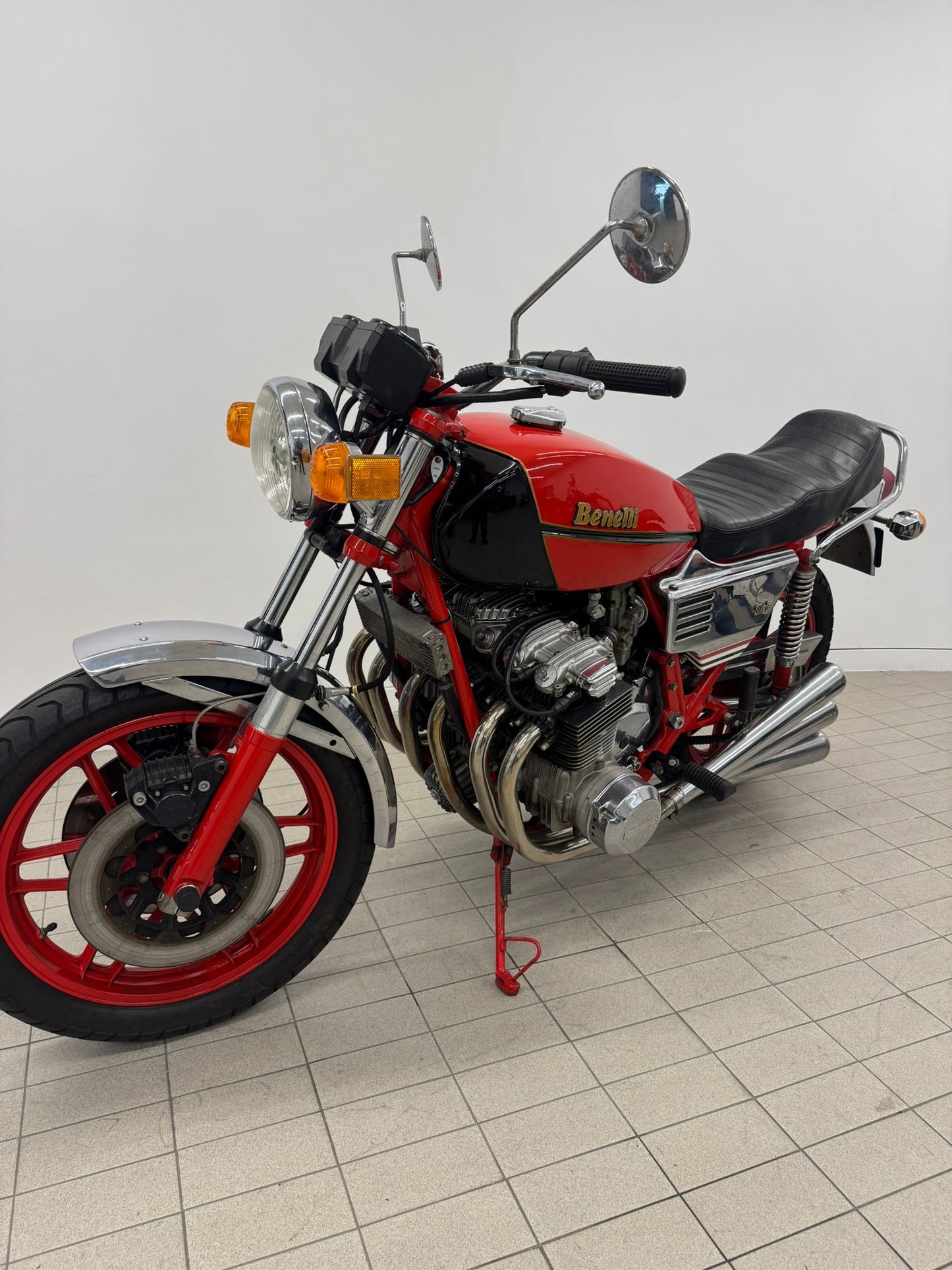BENELLI 750 Sei - Primeira Mota de 6 Cilindros (Maio de 1982 - 5000km)