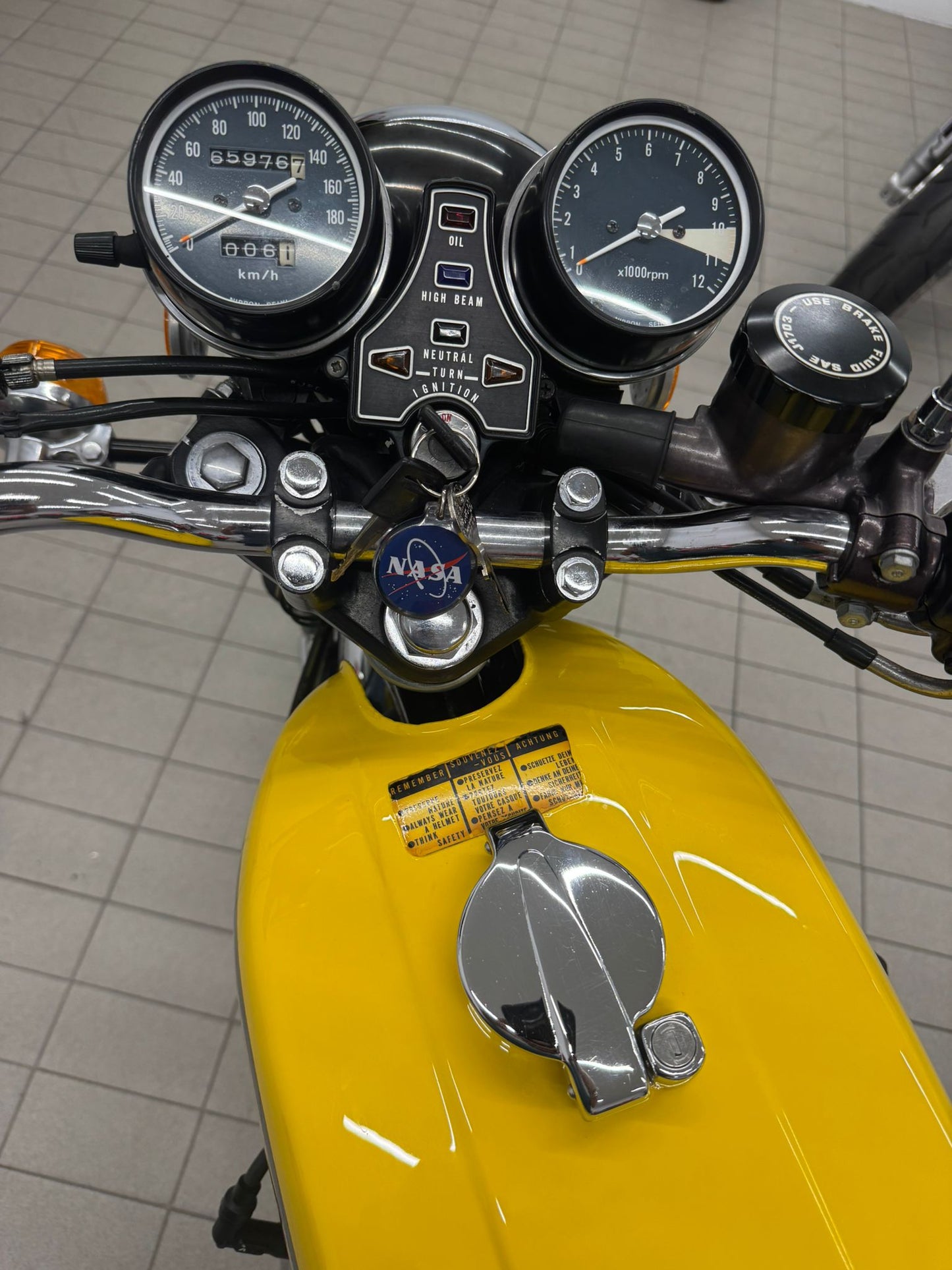 HONDA CB400 - SUPER SPORT