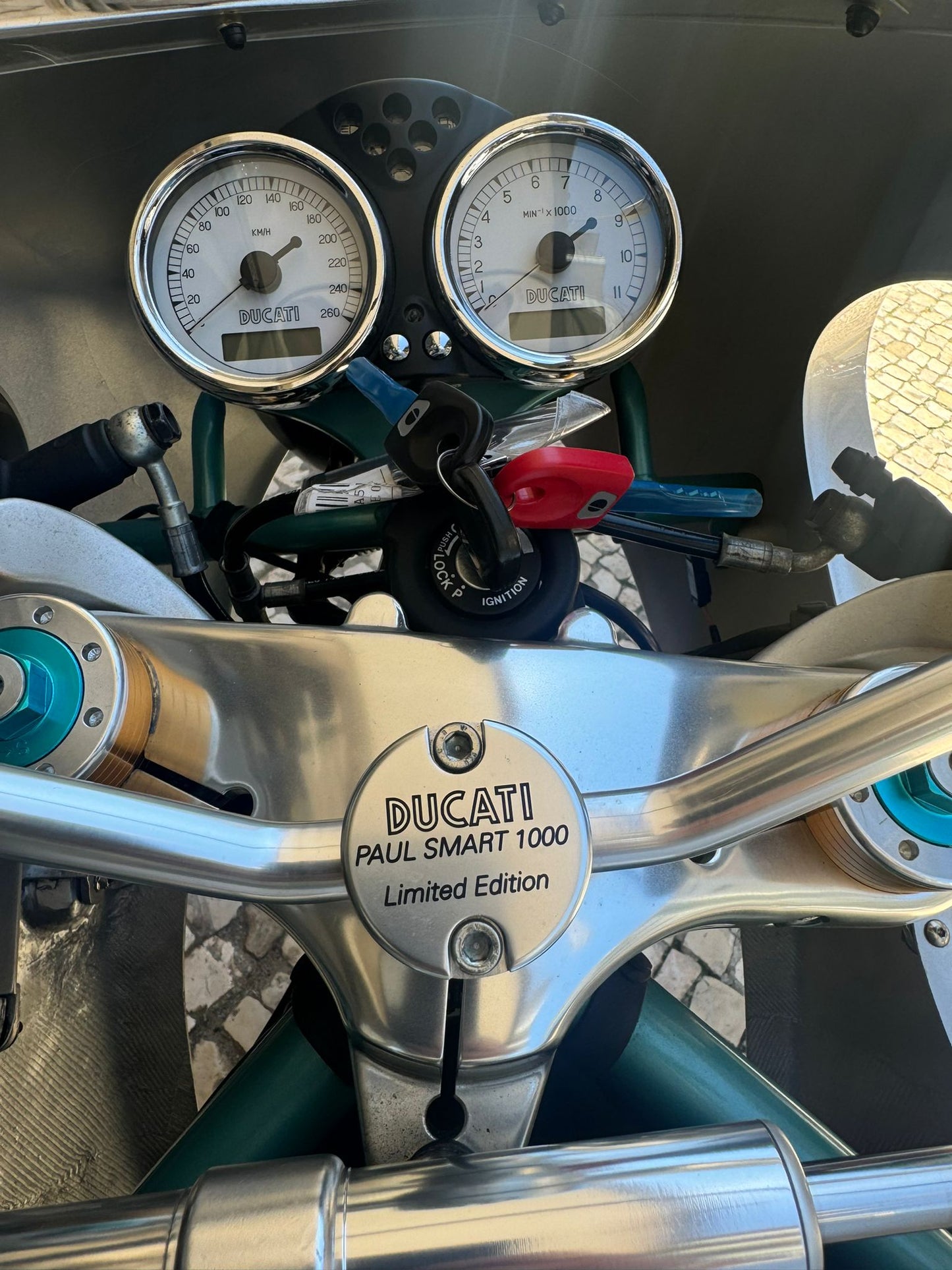 DUCATI Paul Smart 1000 LE - LIMITED EDITION