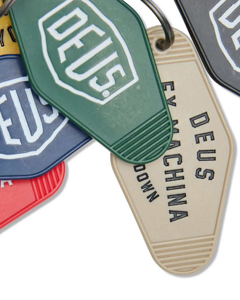 DEUS BIARRITZ KEY TAG - HILLSIDE GREEN