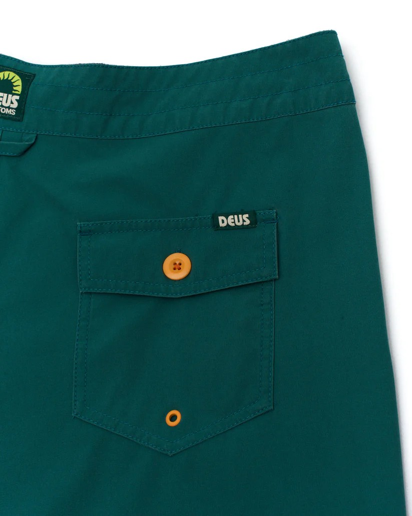 DEUS AERIAL BOARDSHORT - BAYBERRY