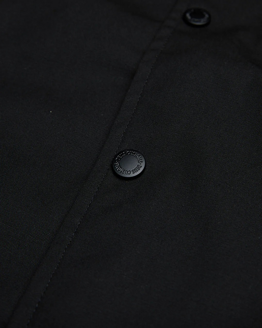 DEUS PILL LOGO COACH JACKET - BLACK