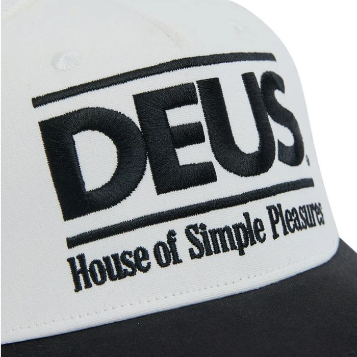 GOD PILL TRUCKER - BLACK