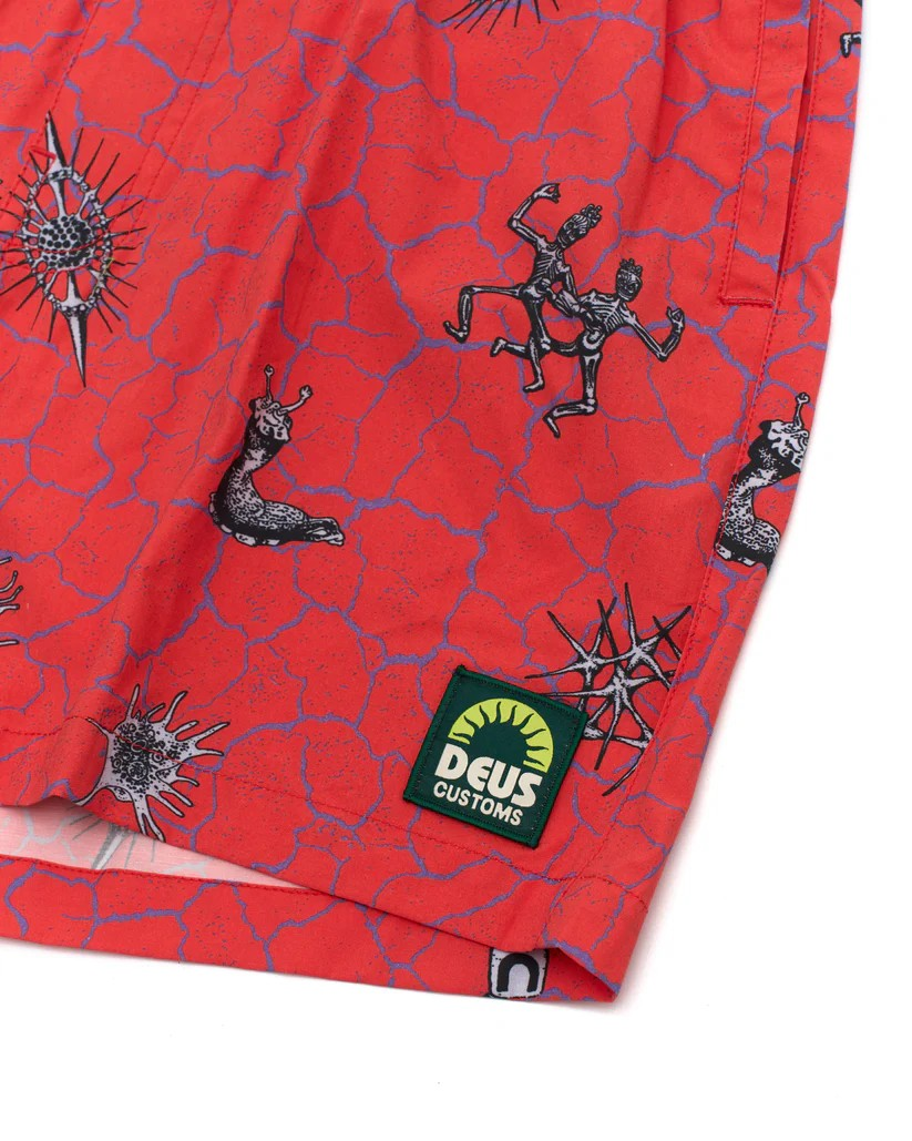 DEUS VIBRANT VIRUS BOARDSHORT - STRAWBERRY