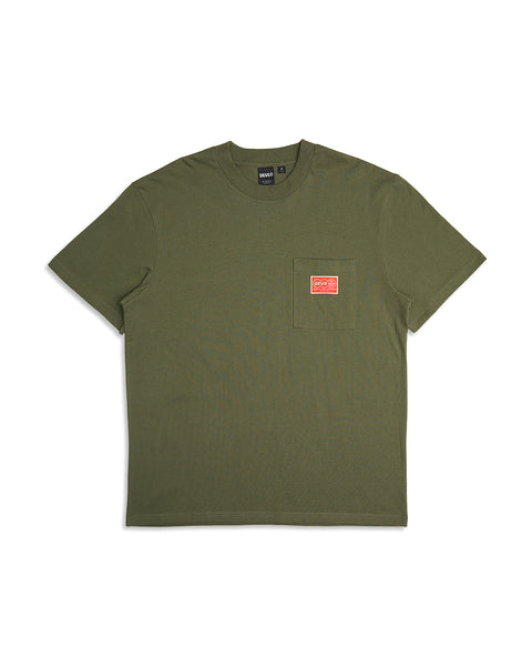 DEUS VENTURE POCKET TEE - CLOVER