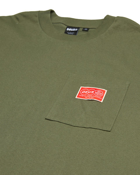 DEUS VENTURE POCKET TEE - CLOVER