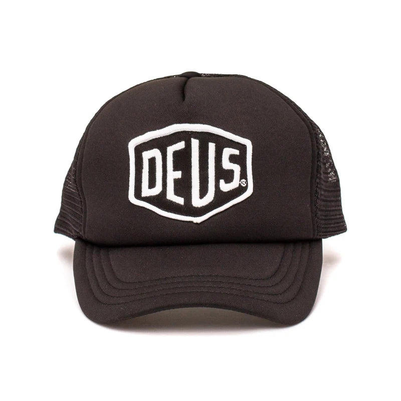 DEUS BAYLANDS TRUCKER CAP - BLACK/WHITE