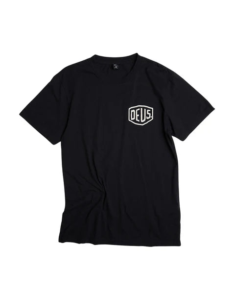 DEUS MILANO ADDRESS TEE - BLACK