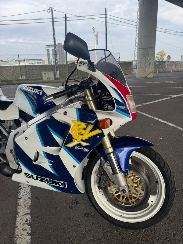 SUZUKI RGV 250