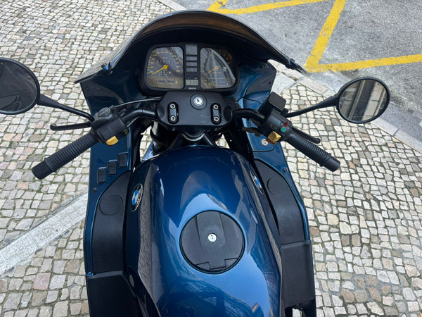 BMW K1