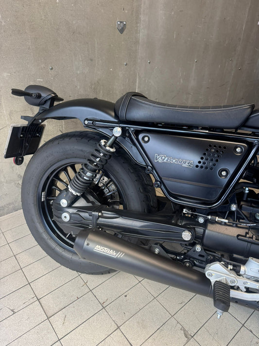 Moto Guzzi V9 Bobber - 2023