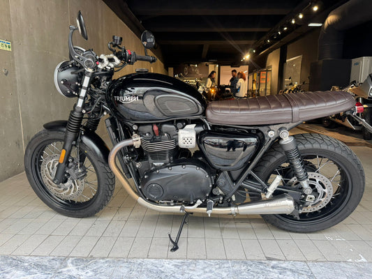 TRIUMPH STREET TWIN 900 | CUSTOM UNIK