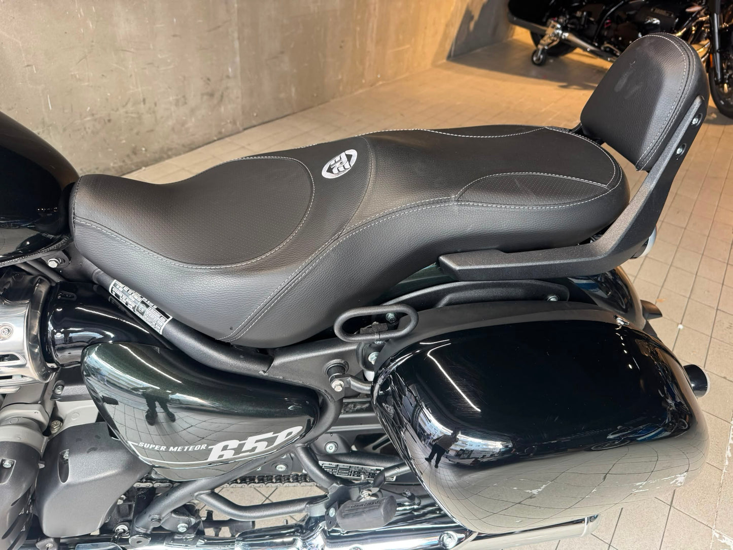 ROYAL SUPER METEOR 650 - 2025 EXTRAS