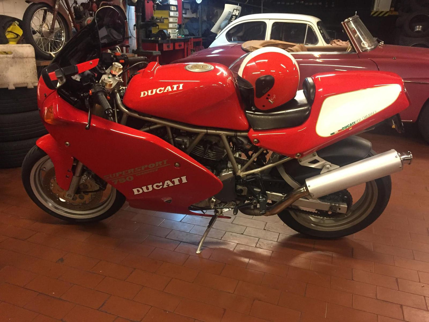 Ducati - 750 Supersport Desmodue - 1995