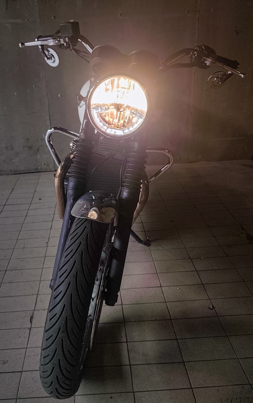 TRIUMPH BONNEVILLE T120 2017