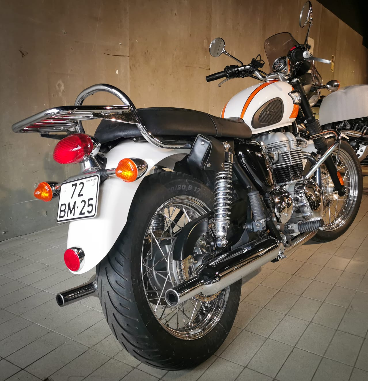 Triumph Bonneville T100 2007 – Última carburada 865cc