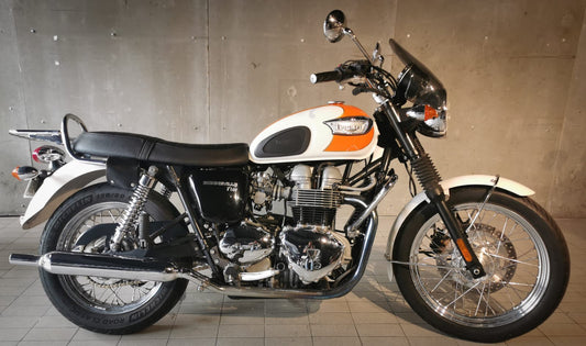 Triumph Bonneville T100 2007 – Última carburada 865cc