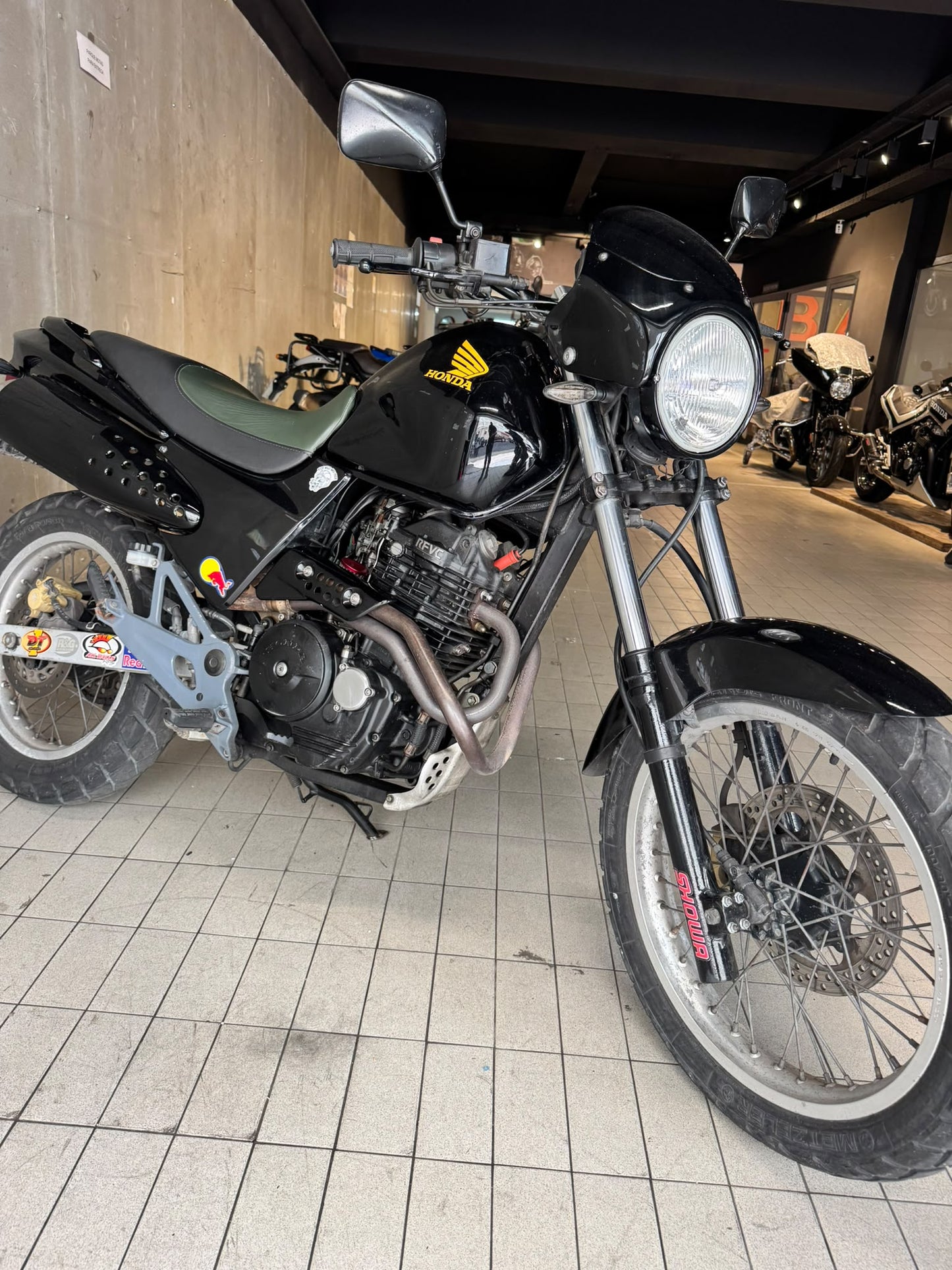 HONDA VIGOR 650