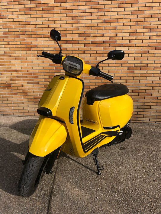 LAMBRETTA 125 - ANO 2024