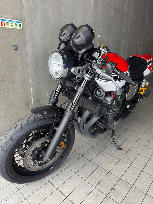YAMAHA XJR 1300